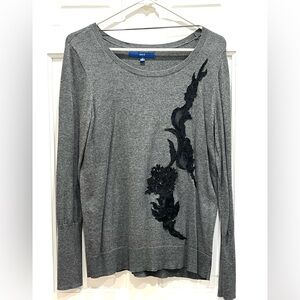 Beautiful sequence sweater Apt. 9 size Medium